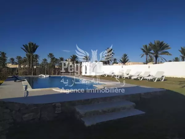 photo bien Une maison à louer avec piscine à Djerba Route du phare