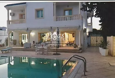 photo bien une villa à vendre bord de mer à Zarzis
