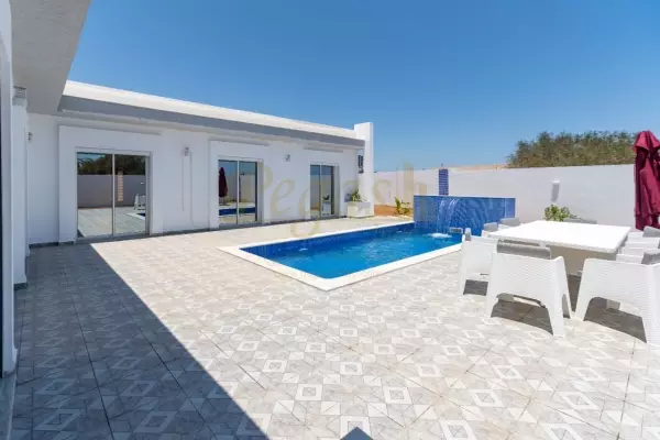 photo bien Une maison de charme avec piscine à Djerba Midoun