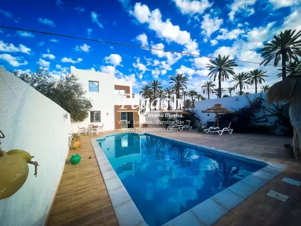 photo bien Location villa Djerba avec piscine