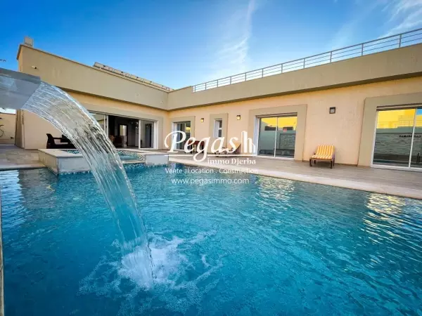 photo bien Maison avec piscine à louer à Djerba