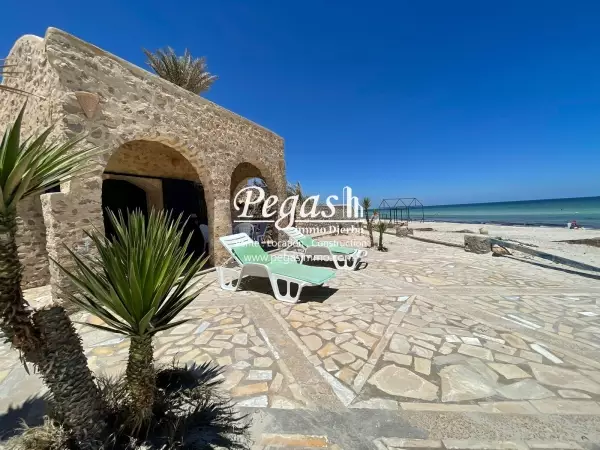 photo bien Vente maison pied dans l'eau Djerba Titre zone urbaine