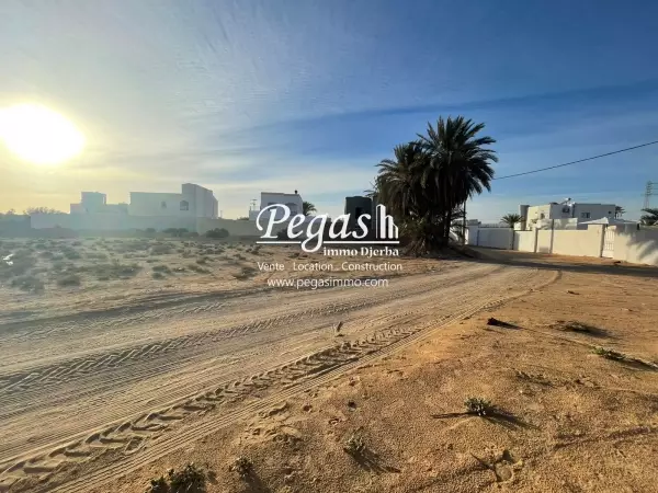 photo bien Un terrain à vendre au route du phare avec titre